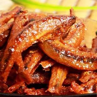 Ľ���С�~�����e��ʳ�Y����ˮ�~200������С�~�ɺ����خaС��