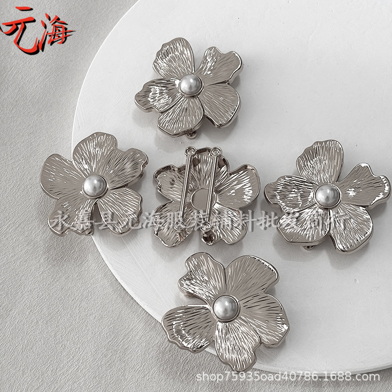 Nuevo botón de aleación de metal de pecho de moda ropa interior de baño botones de decoración de forma irregular accesorios de aleación