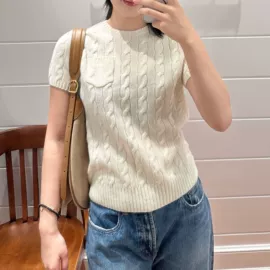 连衣裙;女式羊毛衫;女式毛呢外套