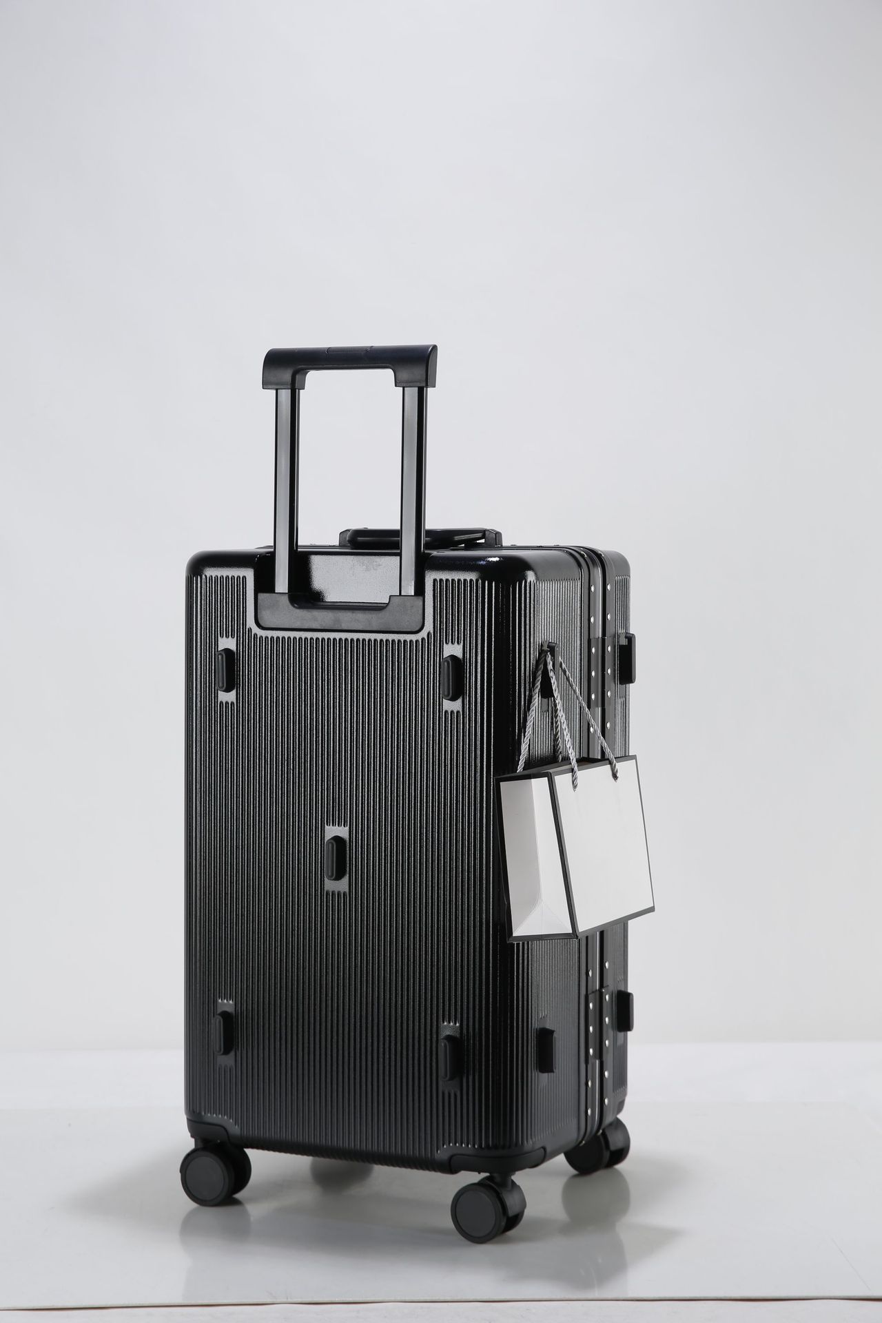 Rolling Suitcase Large Capacity Luggage With Universal Wheels_voghion.com