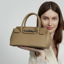 ��ƤŮ���K���P������Ů2025�¿������б����������ٴ�μ��