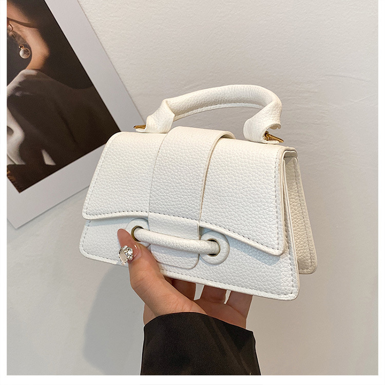 Bolso rojo portátil 2024 nuevo estilo moda y estilo occidental de alta gama bolso de mensajero de un solo hombro versión coreana mini bolso de viaje