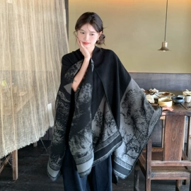 丝巾;围巾;披肩