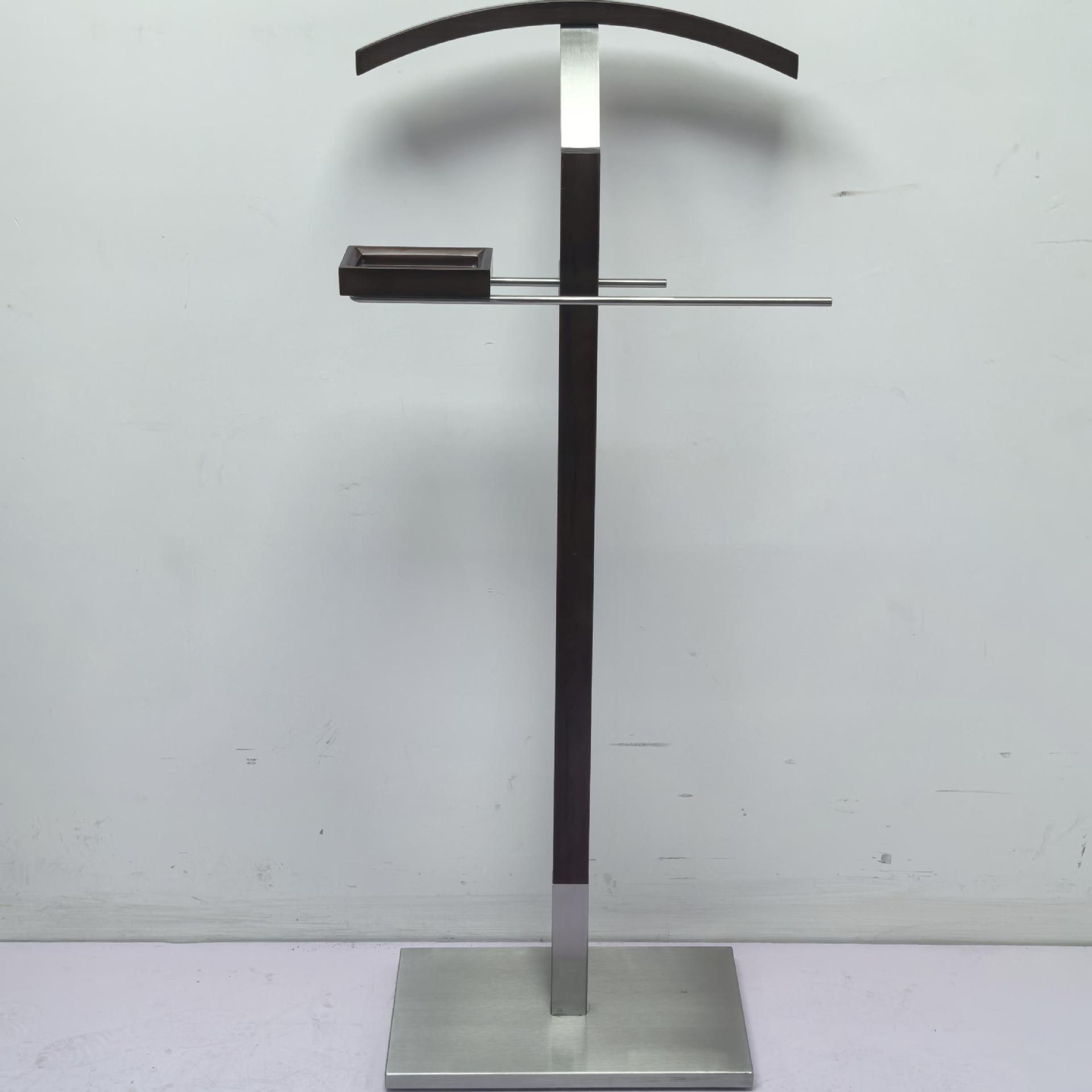 Luxury Floor-Standing Clothes Rack for Guest Rooms, Hotel Suit Clothes Rack, Coat Rack, Wooden Craft Standard, Others