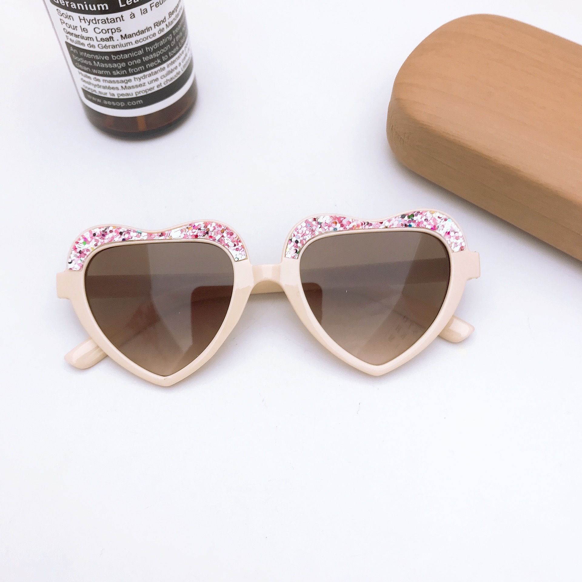 45g Weight Full Frame Glasses Structure Sunglasses Classification Ac, UV400 Protection Lens Material Special-Shaped Mirror Glasses Style Outdoor, Travel Occasion Solid Color Pattern All Seasons Season Children Unisex Gender Streetwear Style Streetwear Solid Color Ac UV400 Protection Special-Shaped Mirror Full Frame Kids Sunglasses 3