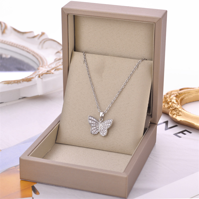 Fashion Butterfly Titanium Steel Inlay Zircon Pendant Necklace 1 Piece display picture 3
