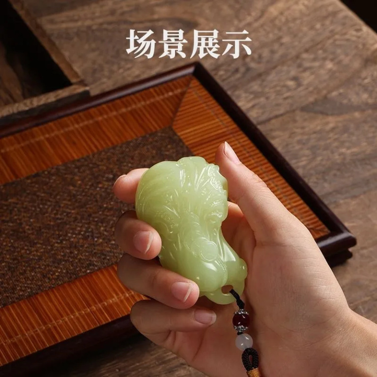 天然真品青白玉白菜手把件阿富汗玉把玩件白菜玉石手玩件男士女士|undefined
