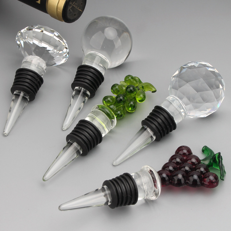 Glass creative bottle stopper with rhinestones sealed for home use