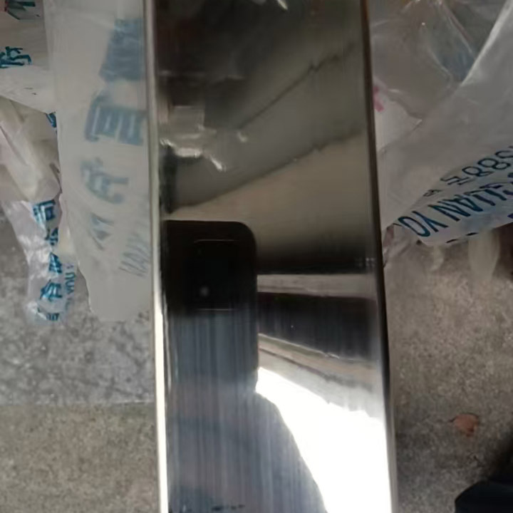 山东304不锈钢方管 201不锈钢方管 不锈钢圆管 304无缝焊管40*40