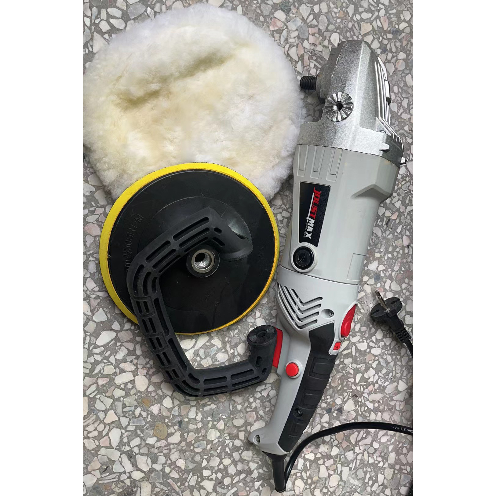 福建秦朝木业获得木材打磨机专利 可进步打磨功率