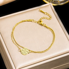 项链;手链;耳钉