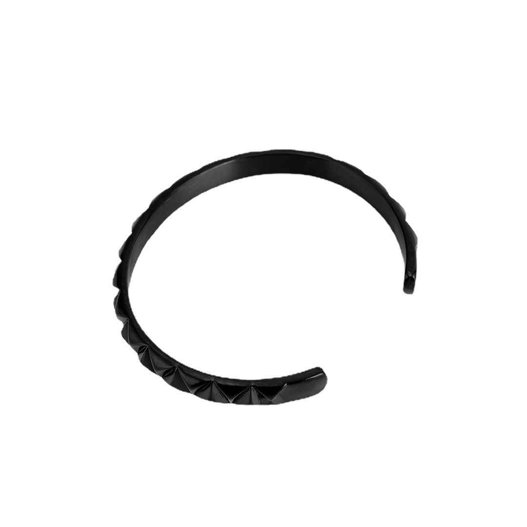 Minimalist Gold Plated Stainless Steel Cuff Bracelet For Women_voghion.com
