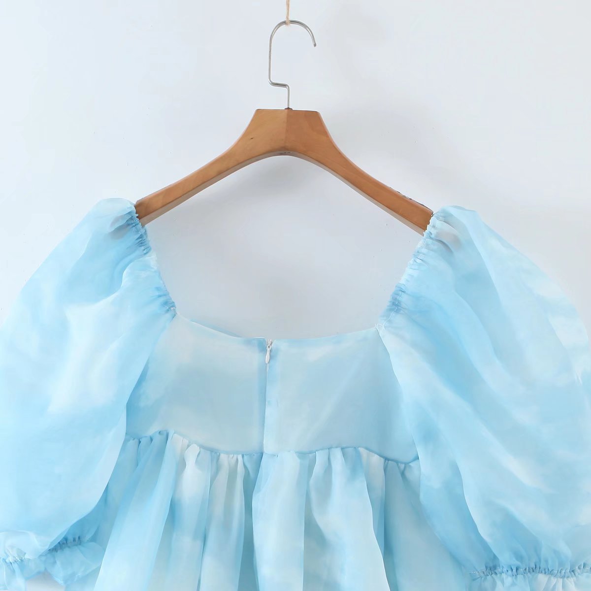 Vestido de princesa esponjoso de manga corta abullonada de organza NSAM110431