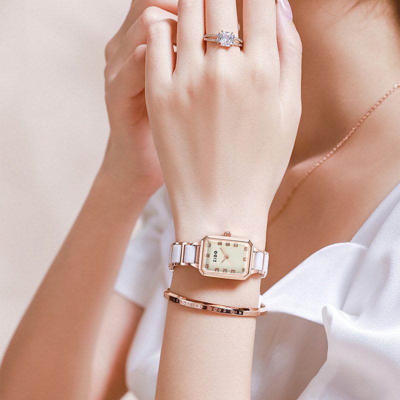 Women's Square Quartz Watch With Ceramic And Steel Bracelet_voghion.com