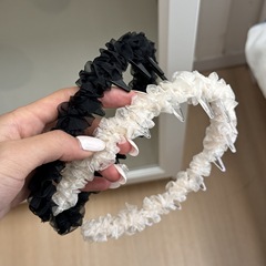 優しいベージュ色の甘い網糸のしわの気質のカチューシャは歯の滑り止めを持って高くなります。