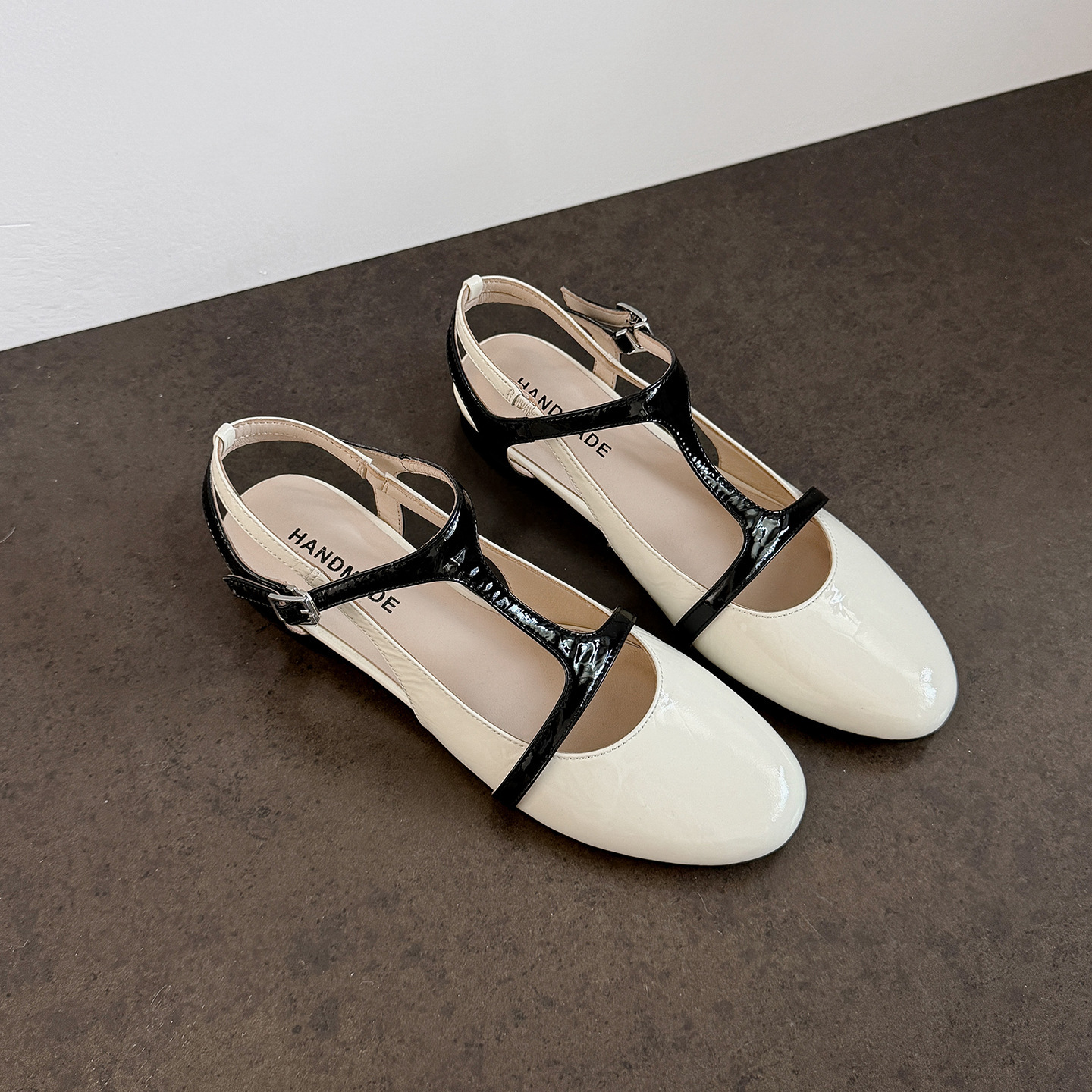 Sandal nữ quai chữ T đế bệt phối màu thời trang — đen chi tiết 25
