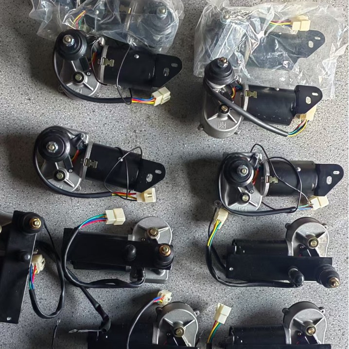 ZD160推土机前进挡油缸体004904015A0201320推土机配件