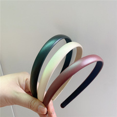 Korean Minimalist Retro PU Leather Headband Hair Hole French Style Elegant Outgoing Hair Accessories Fashionable and Versatile Hair Accessories