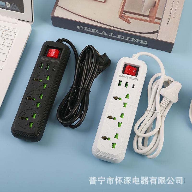 2USB+1Type-c英标欧标美标摇头开关带儿童安全门绿色三位九插孔