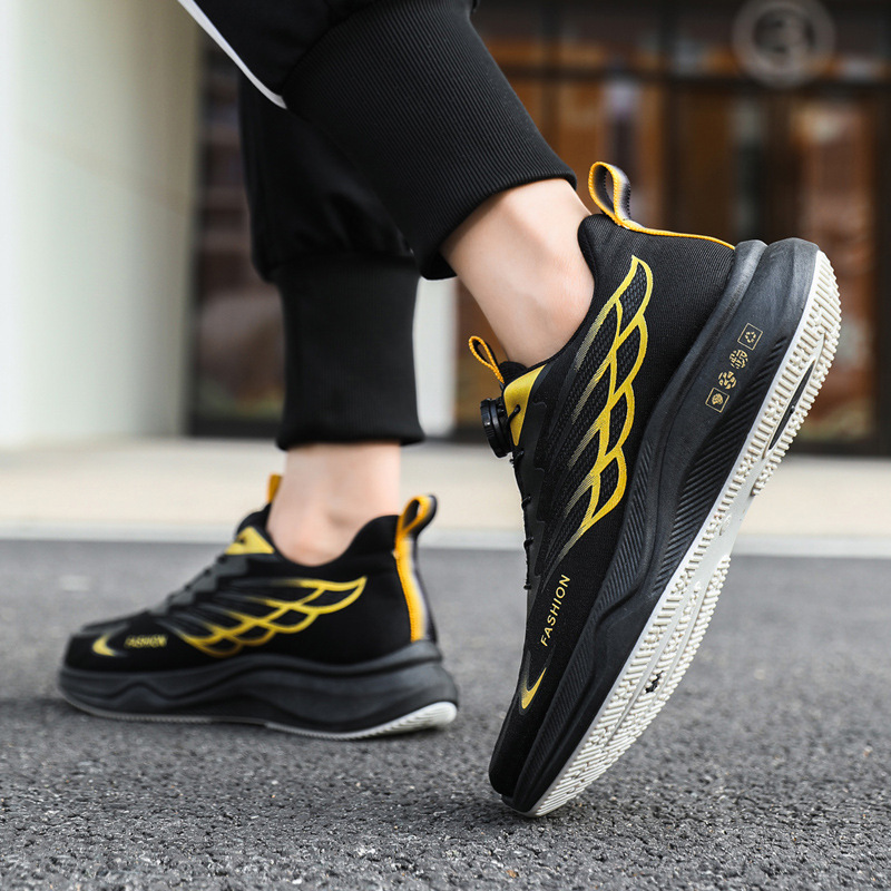 Zapatos de hombre de verano nuevos zapatos de deporte casuales transpirables botones de moda moda universal zapatos de correr de estudiantes ligeros