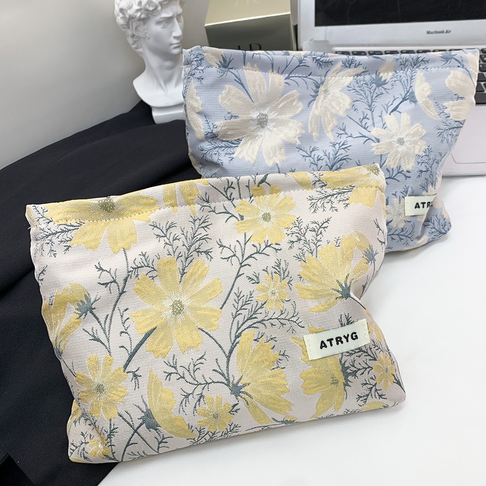 Bolsa de maquillaje una gran cantidad de flores Jacquard tejido Jacquard bolsa de almacenamiento de productos de cuidado de la piel de viaje bolsa de maquillaje portátil