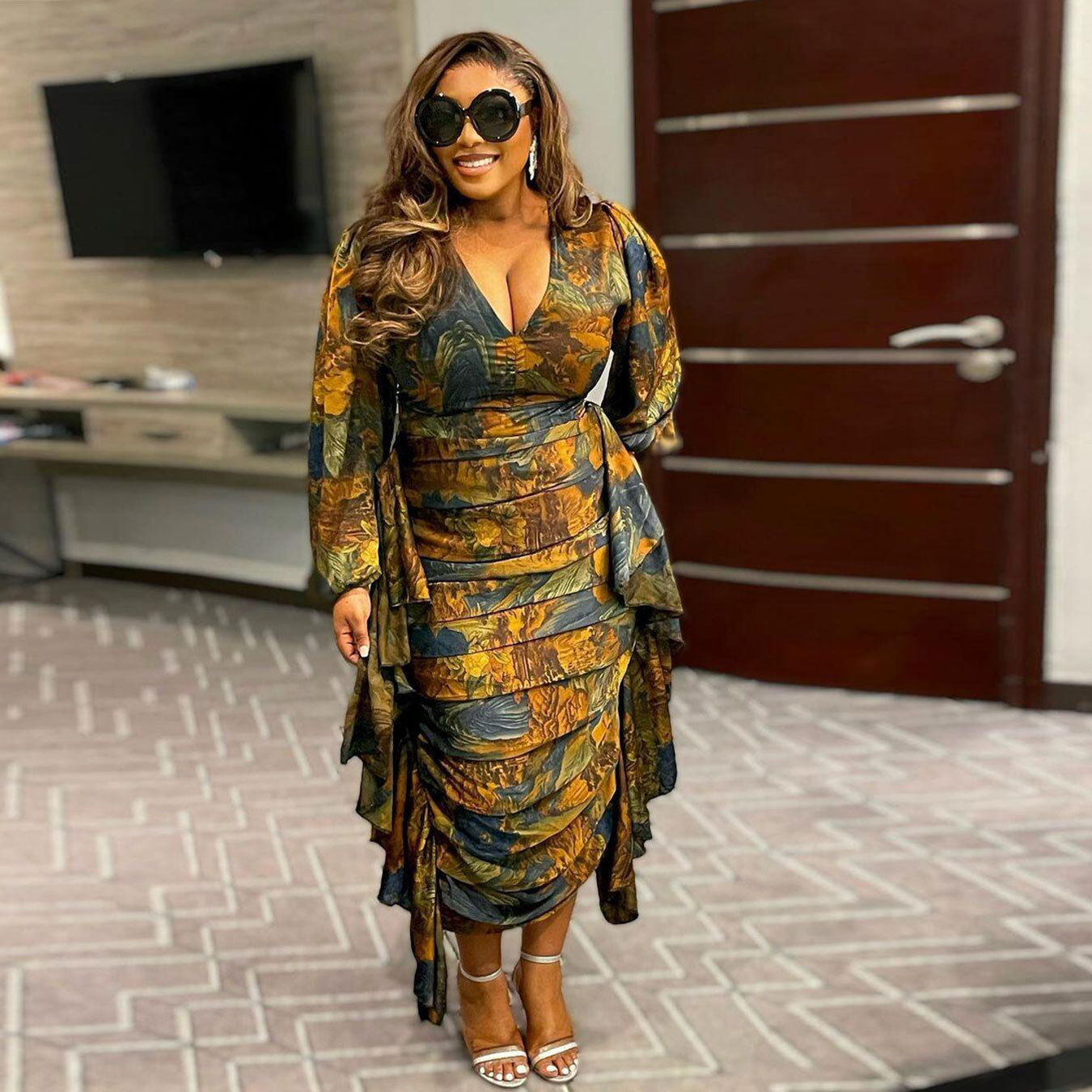 Women's Clothing Sexy Printed Ruffled Lantern Sleeve Hip Hugging Slim Fit Long Sleeve Dress_voghion.com