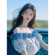 露肩短袖蓝色衬衫女2025新款夏季荷叶边雪纺一字肩吊带上衣