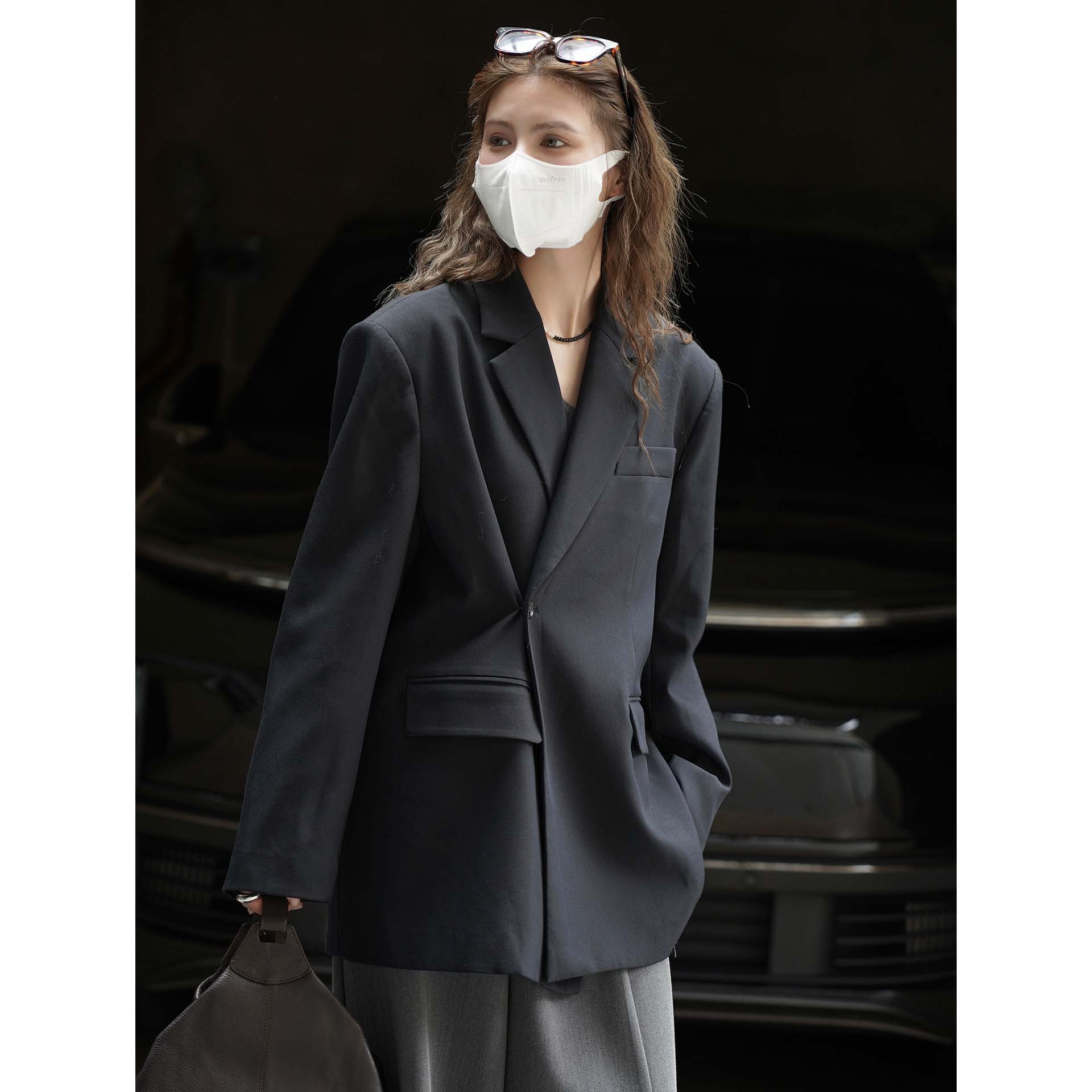 Xuman's New Winter Korean-style Fashionable Design Jacket With Diagonal Placket Back Slit, Loose Fit, Elegant And_ecoleips.com