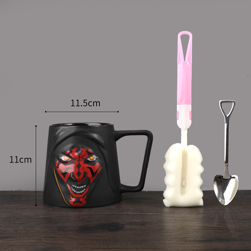 Tendencia creativa transfronteriza taza de gran capacidad con cubierta con cuchara taza de cerámica Star Wars taza de agua