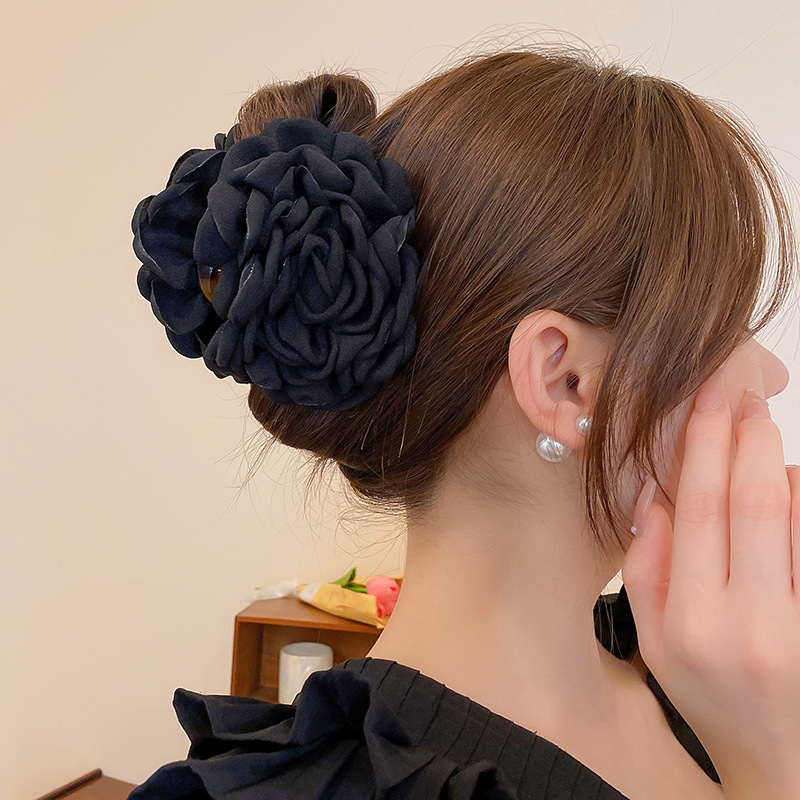 Women's French Style Flower Cloth Hair Claws display picture 3