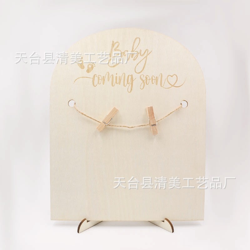 Marco de fondo creativo de madera Baby coming soon con clip de foto caja de fondo de cuerda de foto