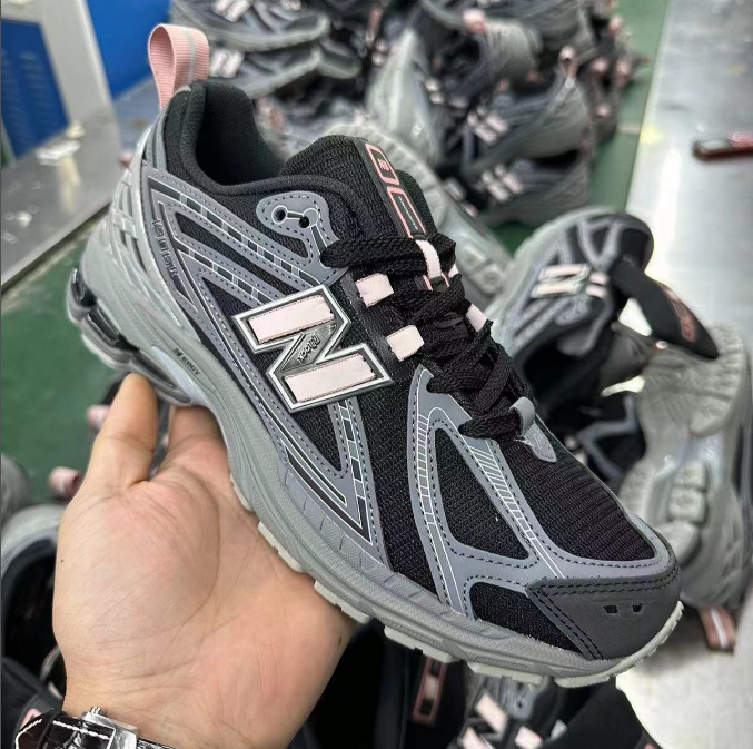莆田ランニングシューズ NB1906 ホワイトシルバー通気性液体銀増強ダッドシューズ男性と女性のカジュアルスポーツシューズファッション|undefined
