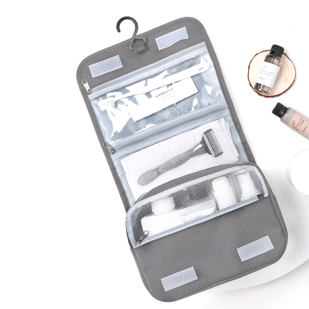 Large Capacity Waterproof Toiletry Bag For Travel Makeup Storage_voghion.com