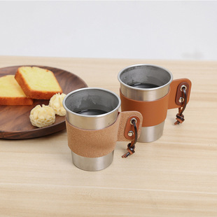 Customized Outdoor Portable Stainless Steel Coffee Cup Cover with Handle Cork Leather Cup Cover Hanging Cup Cover