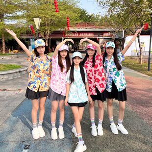 �|���b�黨�����r��Ů��Ư���޿��F�w���κ�߅���e���ݽ��÷��r��