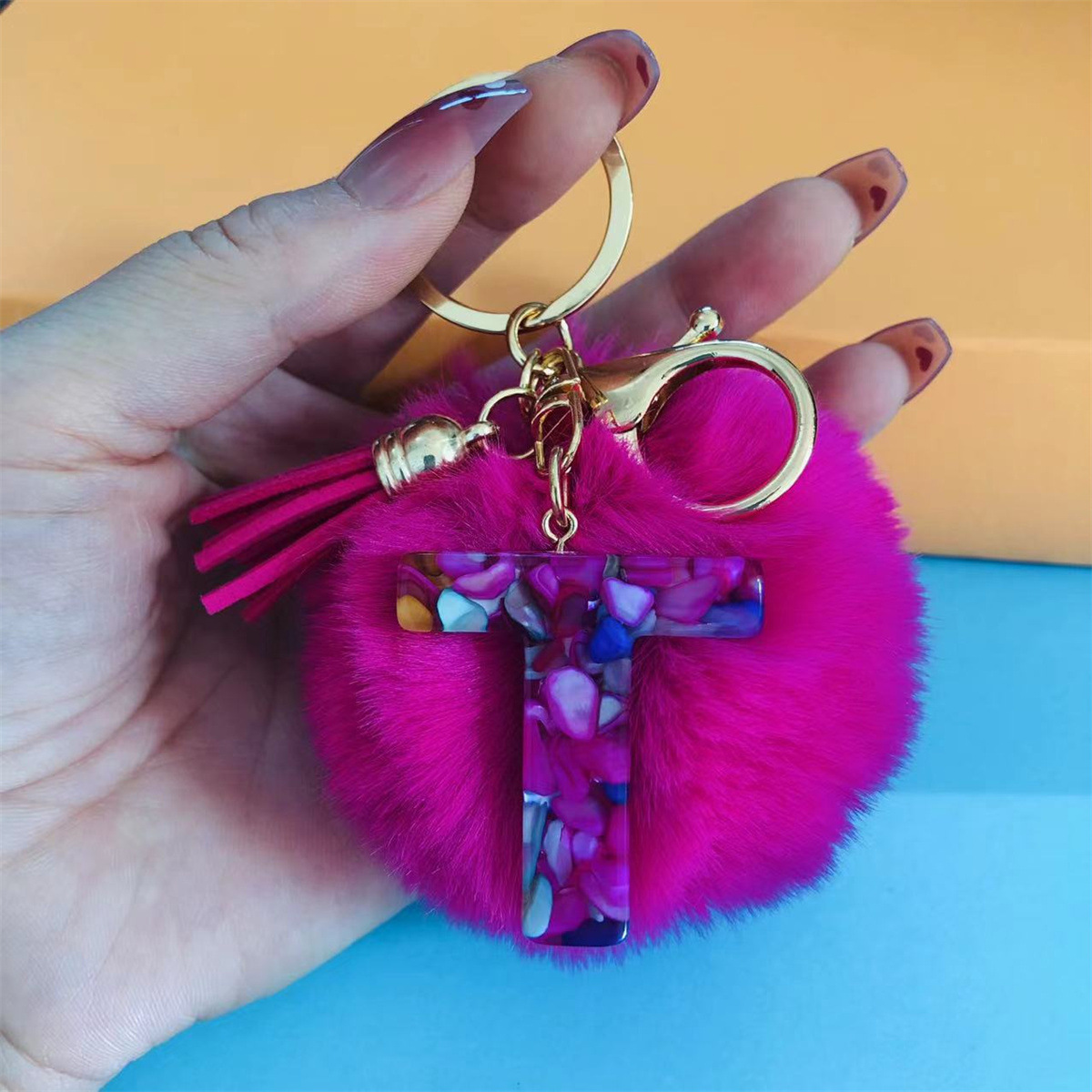 32g Weight Bag Pendant, Keychain Classification 1 Piece Quantity Holiday, Party Occasion Resin Material Letter, Hairball Pattern Unisex Gender Simple Style, Commute Style Simple Style Commute Letter Hairball Resin Unisex Bag Pendant Keychain 22