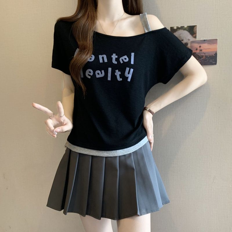 大きいサイズのレタープリントオフショルダー半袖Tシャツ女性用2025年夏新作ゆったり痩身カバーアップ女性用万能トップス|undefined