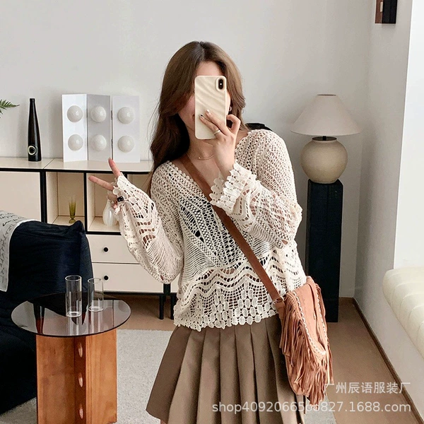 2#apricot color