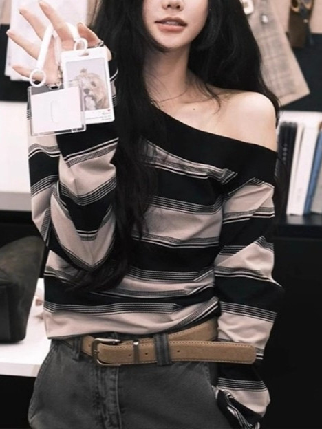 2025新款春装独特绝美辣妹上衣设计感小众斜肩领黑灰条纹长袖t恤|undefined