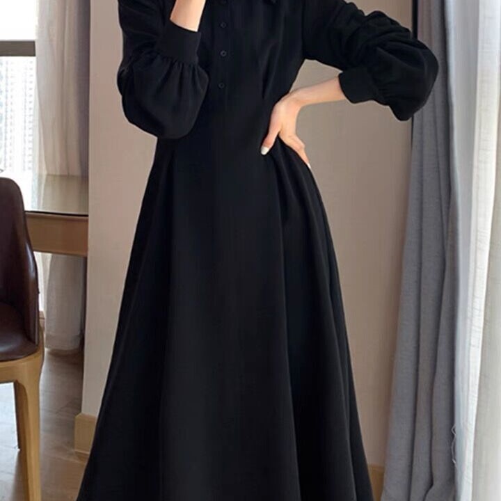 Slim Long-Neck, Oversized Versatile 300 Base Little Black Dress for Autumn and Winter, Plus-Size Black Dress for Women