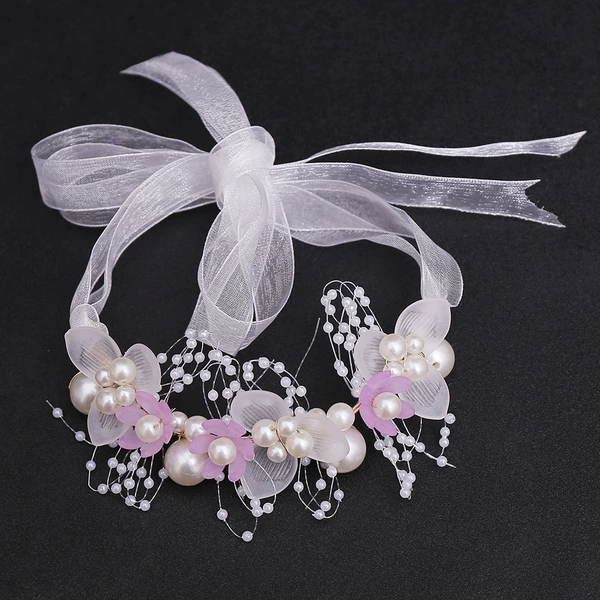 Purple beaded bracelet from pearl, flowered