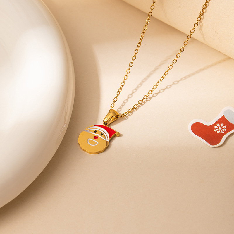 7g Weight 0.03µm Gold Plating Thickness Electroplated Gold Plating Process Golden Plated Plating Material 201 Stainless Steel Pendant Material Pendant Necklace Classification 201 Stainless Steel Chain Material cable chain Chain Type 1 Piece Quantity Holiday, Daily Occasion 201 Stainless Steel Material Santa Claus, Number Pattern Women's Gender Cute Style Plating Craft Fashionable Stainless Steel Christmas Necklace For Women 26 Small Letter Pendants Versatile Minimalist Choker Trendy Accessory 8