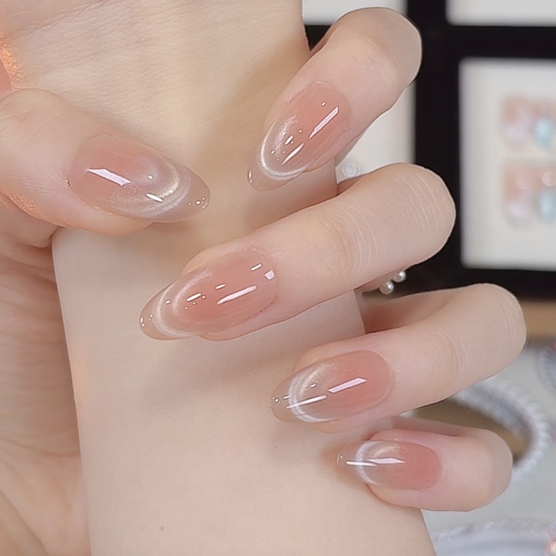 【】Nude Color Finger Tips with Cat Eye Effect, Short Style, Versatile for Daily Use, Oval Nail Art That Enhances Complexion 【】Nude Color Finger Tips with Cat Eye Effect, Short Style, Versatile for Daily Use, Oval Nail Art That Enhances Complexion