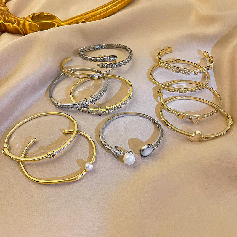 18g Weight Zircon Inlay Material Bangle Classification 1 Piece Quantity Daily, Street Occasion Casual Simple Style Letter Solid Color Snake Copper Plating Inlay Zircon Bangle