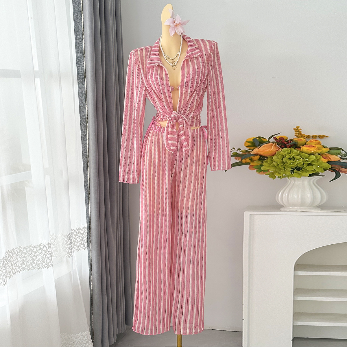 Gestreiftes Bikini-Set für Damen, 4-teilig, aus speziellem Stoff, Badebekleidung für Damen, Strandurlaub_voghion.com