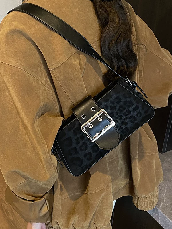 Retro underarm bag, shoulder bag, one-shoulder bag
