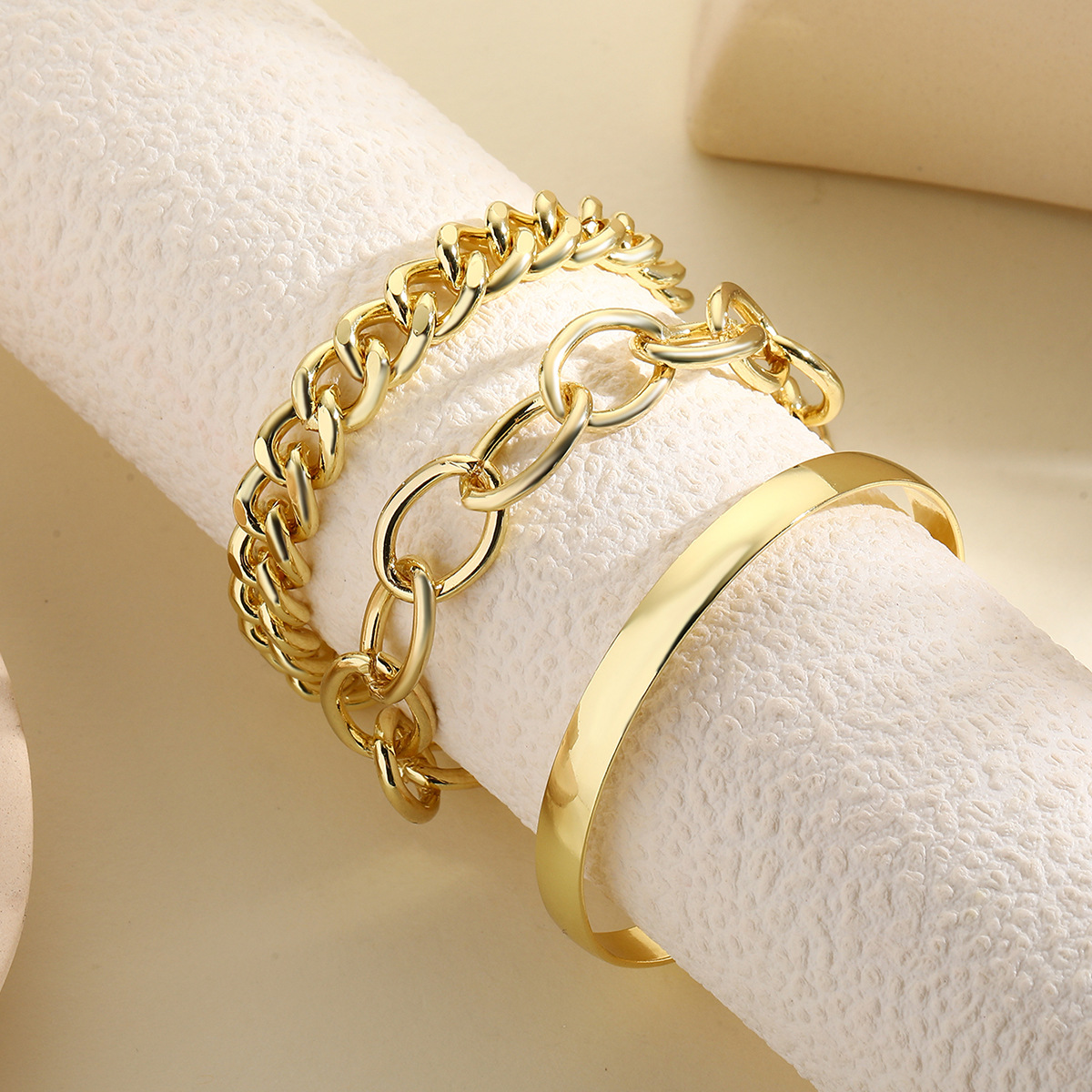 hot Selling Small Product, Light Luxury And Cool Style Bracelet For Girls, High End Multi Layer Bracelet Set_voghion.com