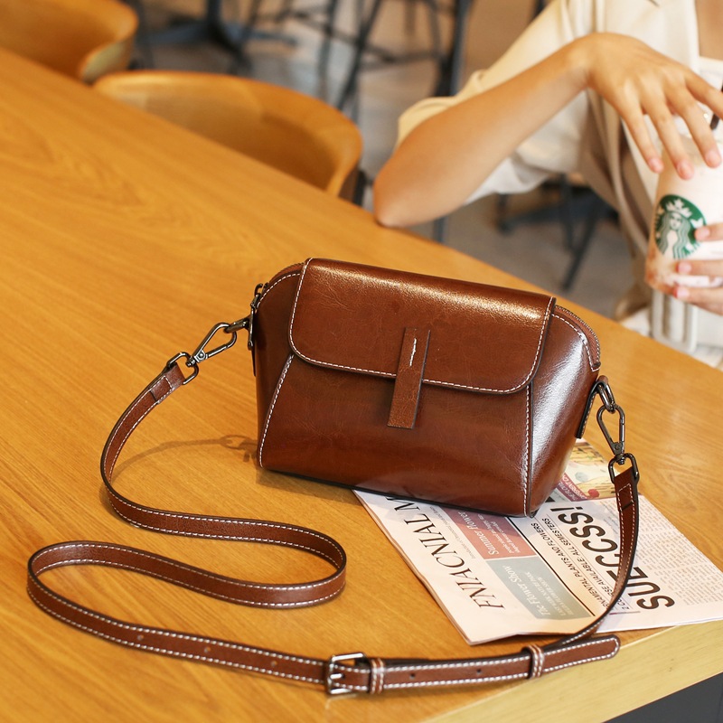 Luxury Genuine Leather Women's Bag Fashion Retro Shell Bag New Spring Summer Oil Wax Cowhide Shoulder Crossbody Bag 6010 - Thumbnail 3