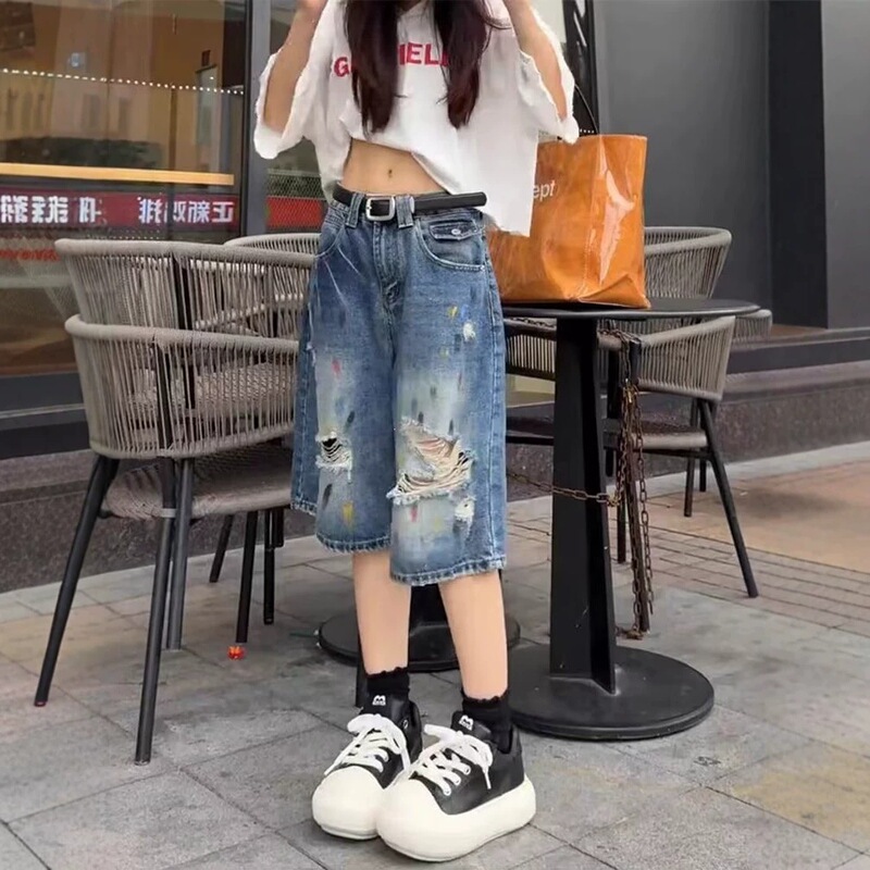 Vintage splatter-paint ripped denim shorts for women, new summer style, trendy and versatile, loose-fitting casual wide-leg pants for petite individuals