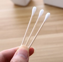 Disposable double-ended cotton swabs, bamboo sticks, cosmetic cotton swabs, cleaning cotton swabs in bags, sanitary swabs